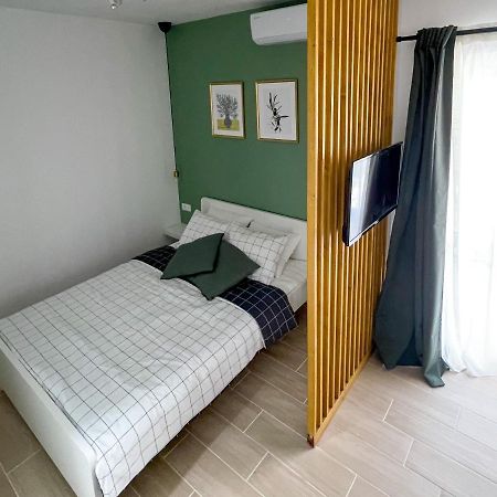 Modern Studio Overlooking Downtown Makarská Exteriér fotografie