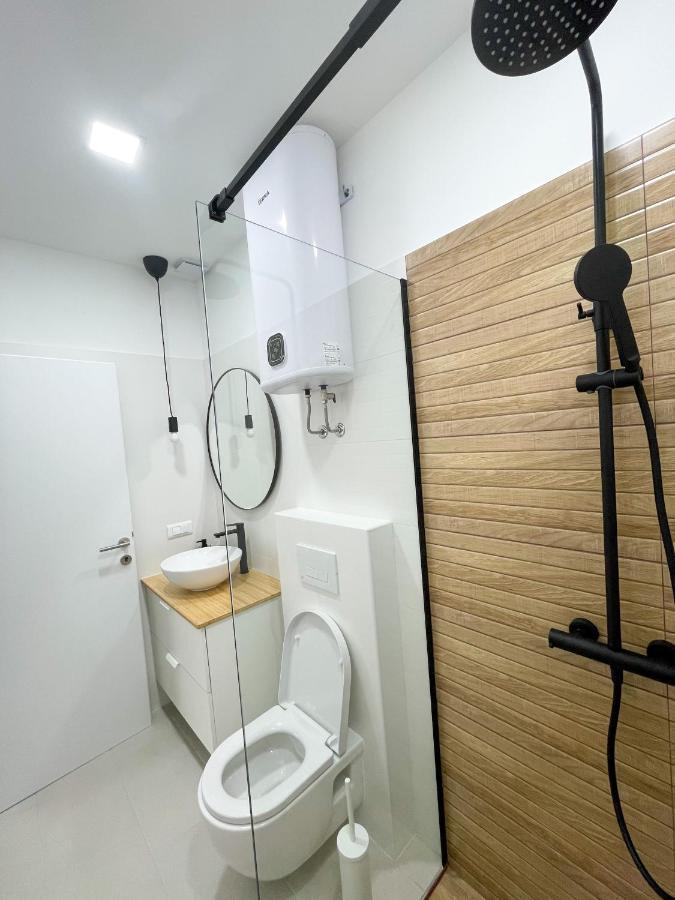 Modern Studio Overlooking Downtown Makarská Exteriér fotografie
